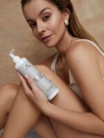 Collagen Milk Moisturizing Treatment - Mleczko Do Ciała