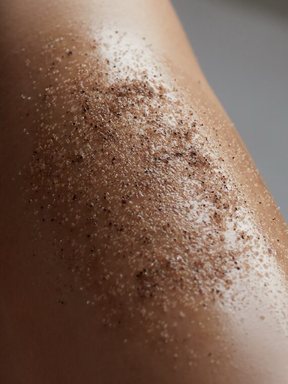 Coffee Shea Peeling - Oczyszczenie i Nawilżenie Suchej Skóry