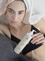 Sweet Almonds Moisturizing Shower Gel - Nawilżający Żel Pod Prysznic