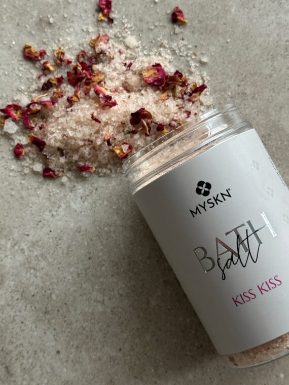 Bath Salt KISS KISS - Różana sól do kąpieli