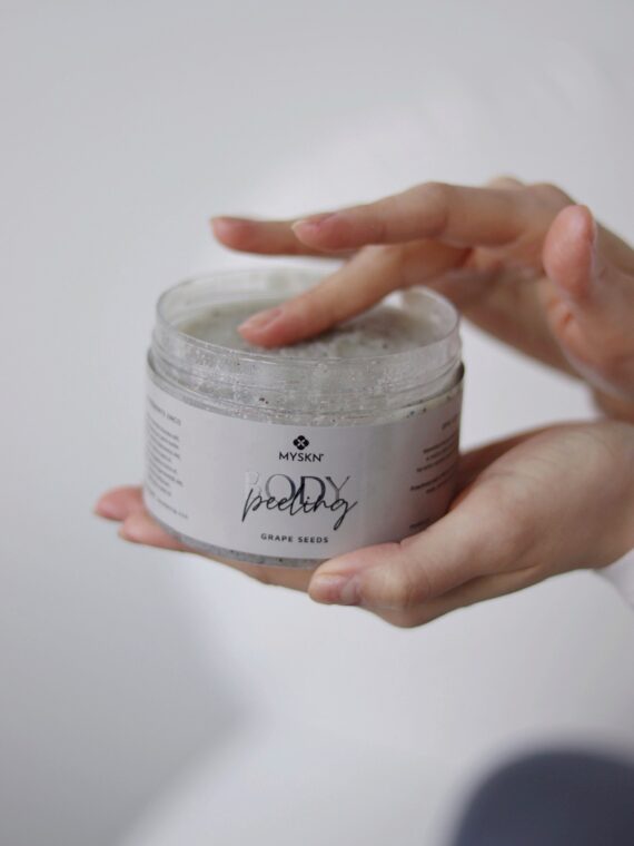 Grape Seeds Salt Peeling - Oczyszczenie i Nawilżenie Skóry